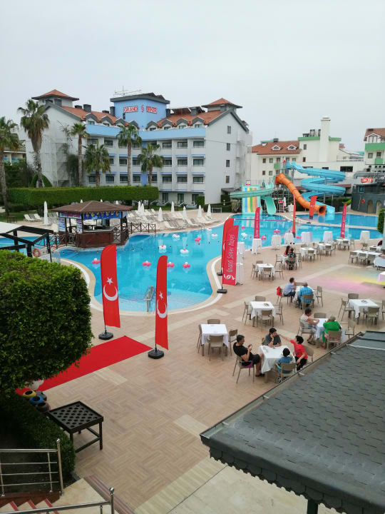 Pool Grand Seker Hotel