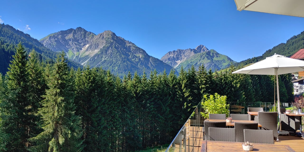 Ausblick Verwöhn- und Wellnesshotel Walserhof