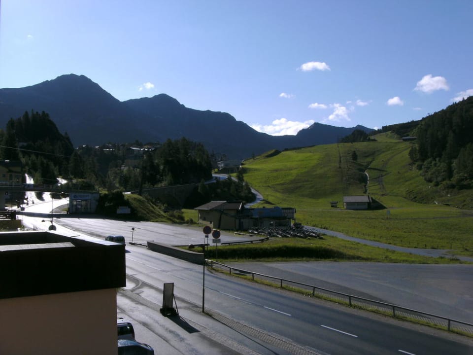 Ausblick Richtung Straße Hotel Grünwaldkopf