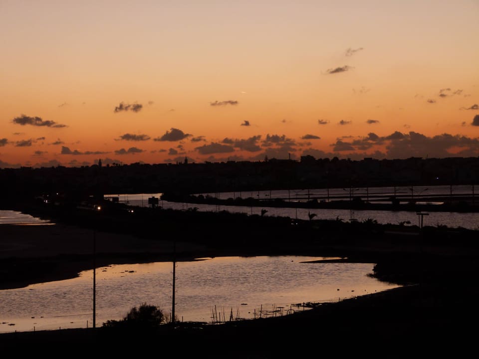 Sonnenaufgang (5.00Uhr) Skanes Serail Aquapark