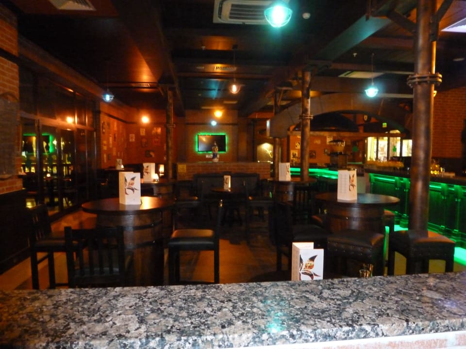 Pauls Pub Diamond Excellence Resort & Spa