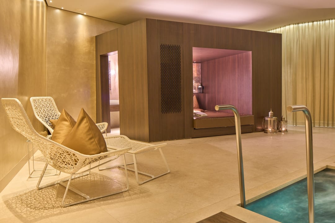 Pool Limmathof Baden Hotel & Spa