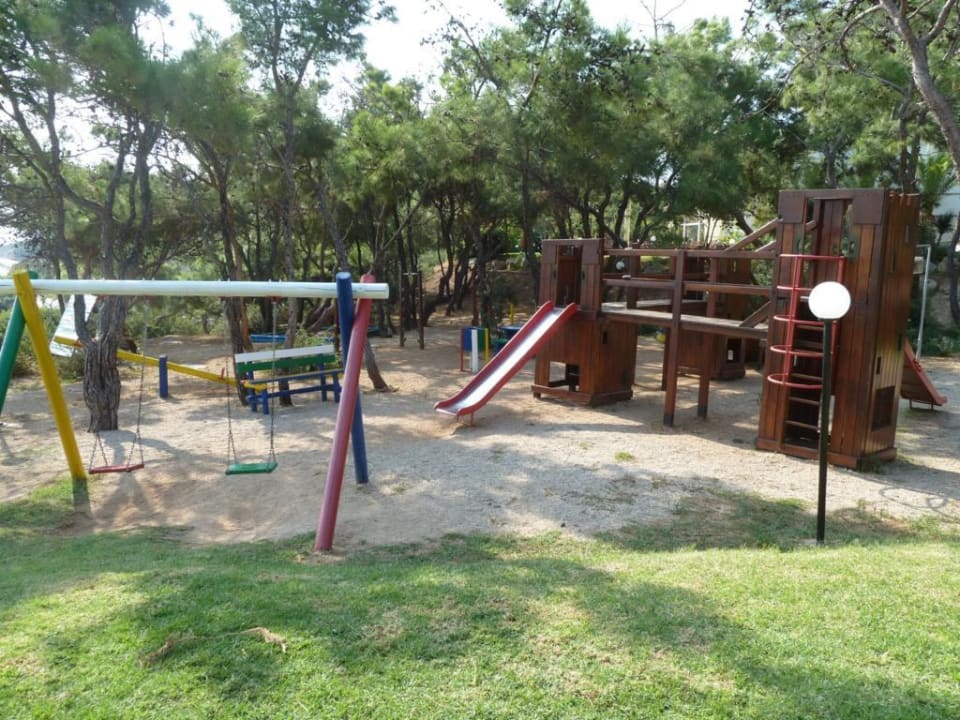 Großer Spielplatz Hotel Kalithea Horizon Royal