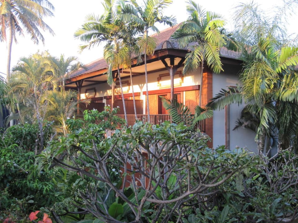 Aussenansicht eines Bungalows Padma Resort Legian