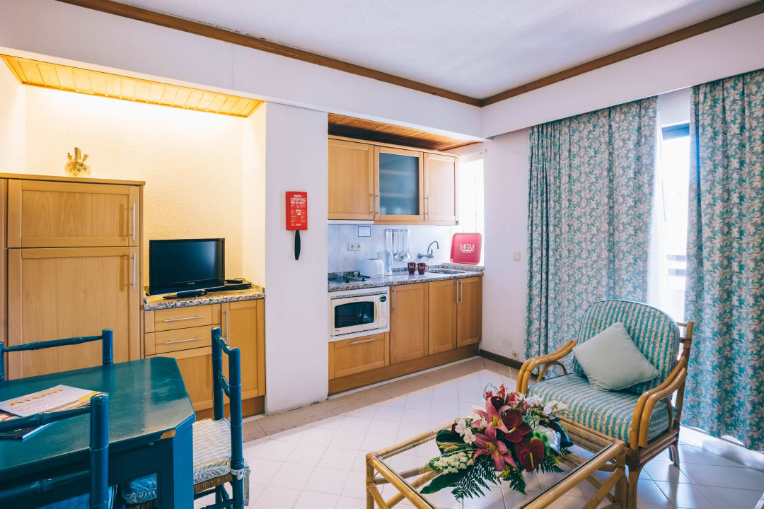 Zimmer Muthu Oura Praia Hotel