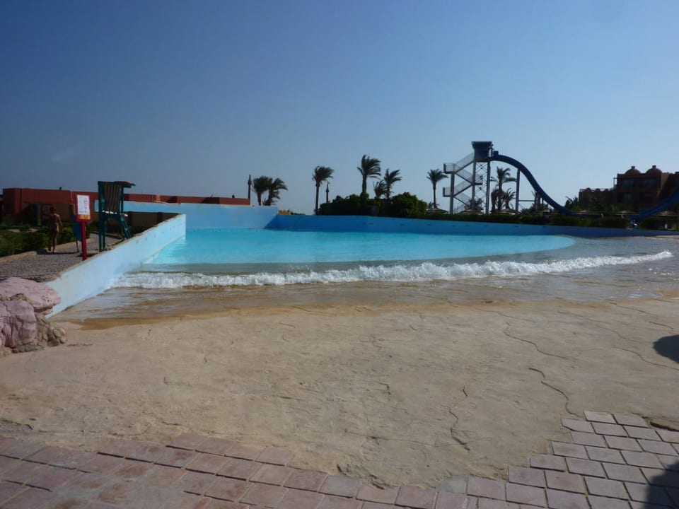 Wellenbad Titanic Beach Spa & Aqua Park