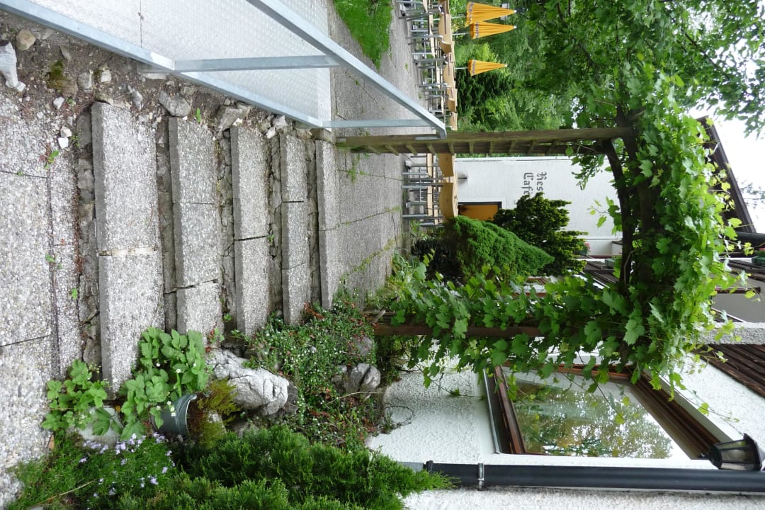 Zugang zur Terrasse vom Parkplatz Hotel Ruchti Zeit für mich