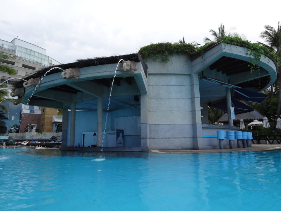 Poolbar Hilton Hua Hin Resort & Spa