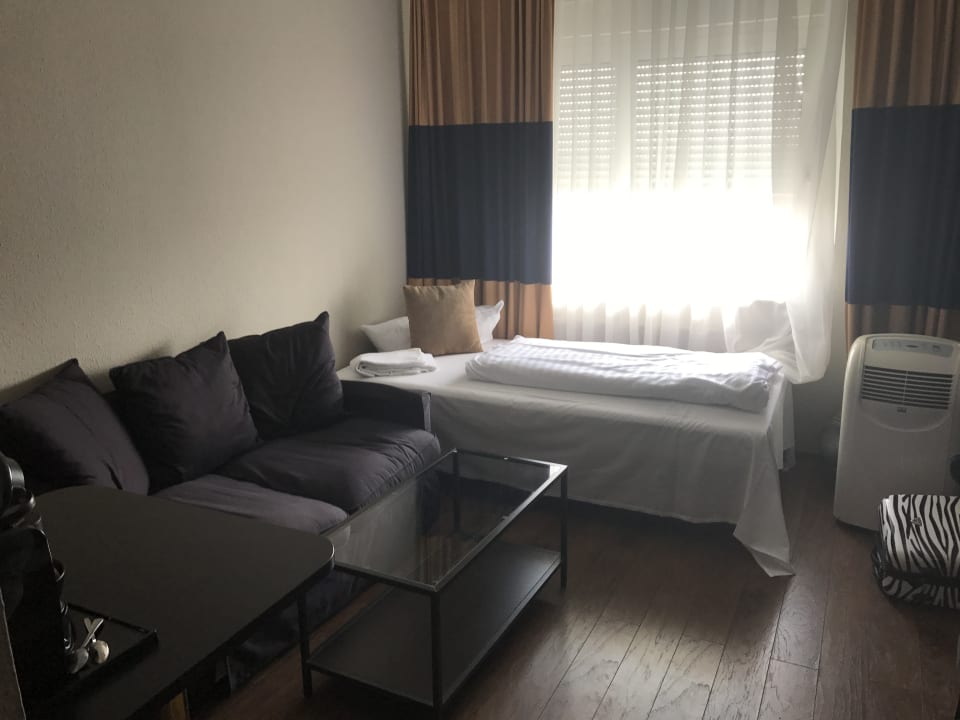 Zimmer Tryp by Wyndham Bremen Airport