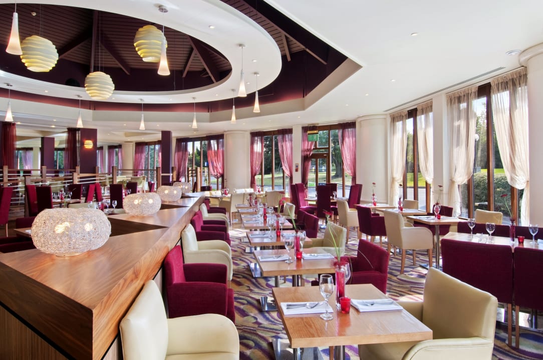 Gastro M40 J15 Warwick Hotel