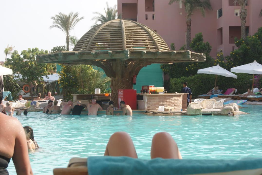 Hotel z ogrodu Rehana Sharm Resort Aqua Park & Spa