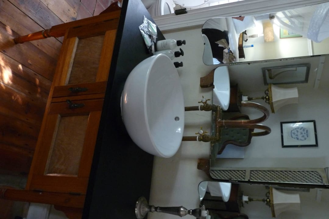 Waschbecken im Zimmer Guesthouse Tulbagh Country