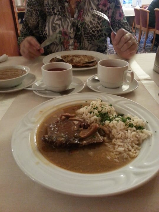 Abendbrot Hotel Monti Spa