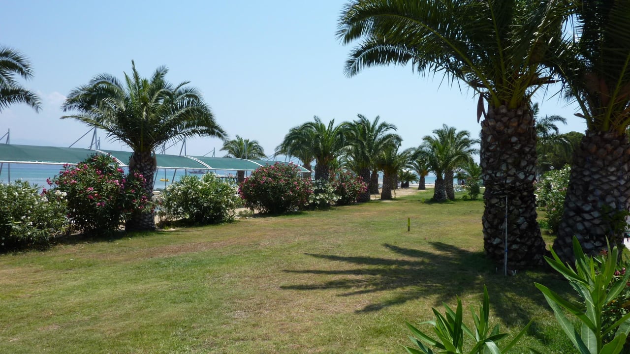 Garten in Strandnähe Venosa Beach Resort & Spa