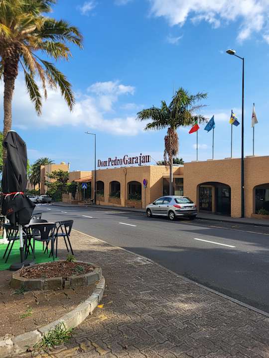 Außenansicht Hotel Dom Pedro Garajau