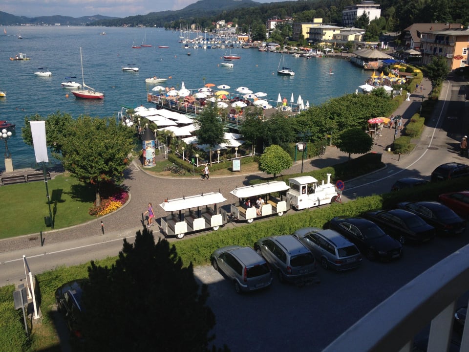 Blick vom Balkon auf die Veldener Bucht Strandhotel Leopold