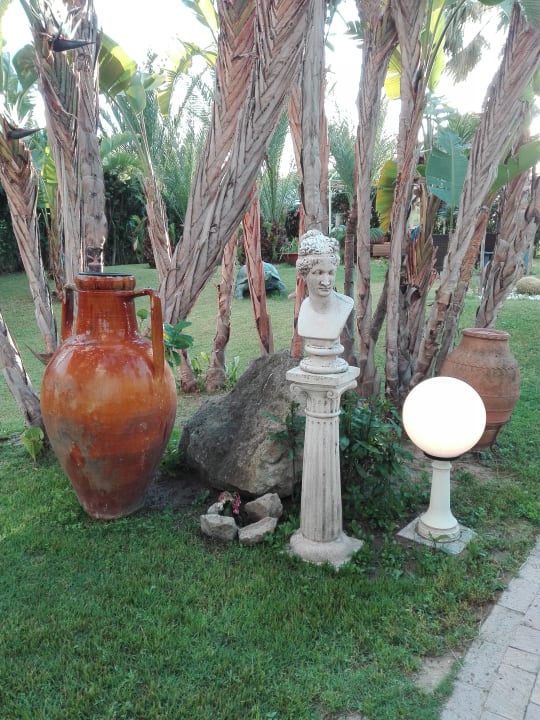 Gartenanlage Park Hotel La Villa