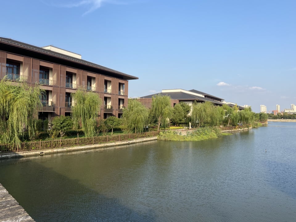 Außenansicht Hilton Shanghai Songjiang Guangfulin