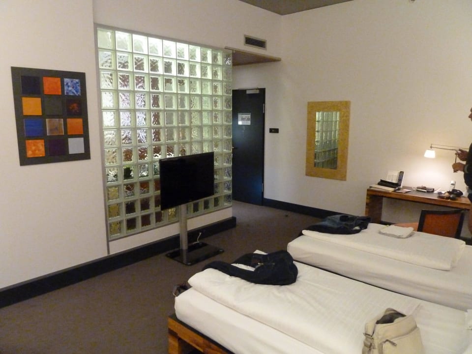 Blick zum Bad Mövenpick Hotel Berlin