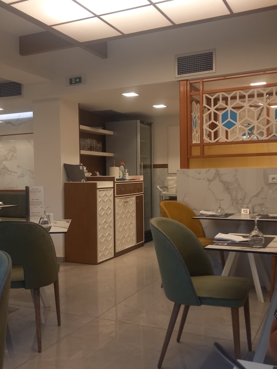 Gastro Atrium Ambiance Hotel