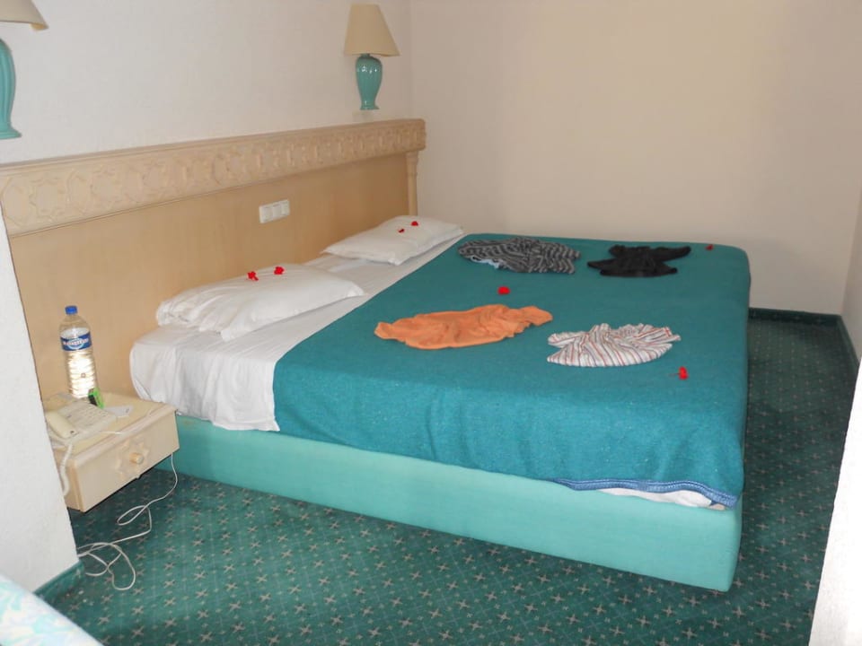 3 Bettzimmer Hotel El Mouradi Palm Marina