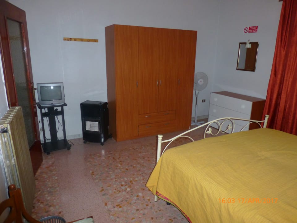 Zimmer Bed and Breakfast A SMCV Da Franco