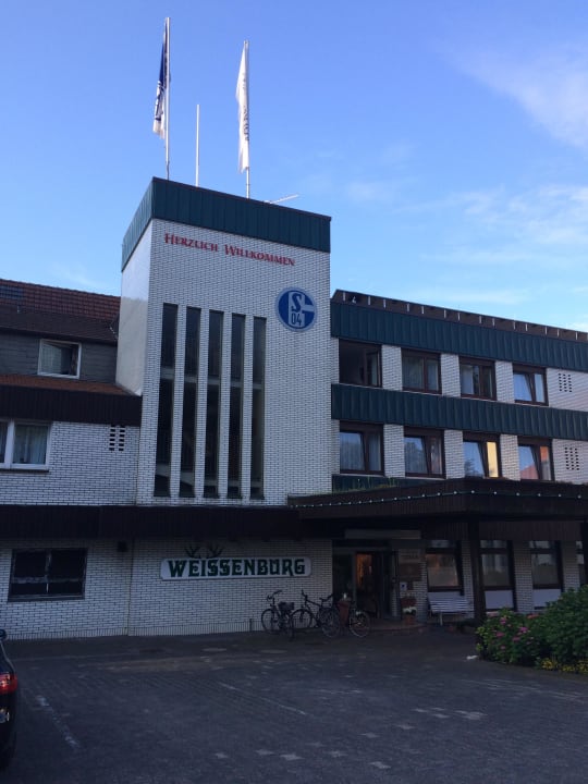 Außenansicht Hotel Weissenburg