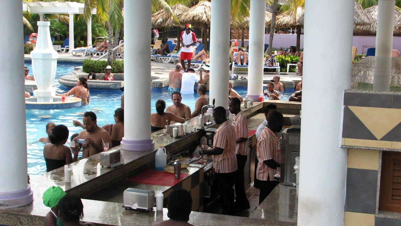 Poolbar Riu Montego Bay - Adults Only