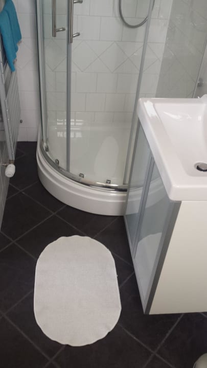 Bad/Dusche Pension Sissi