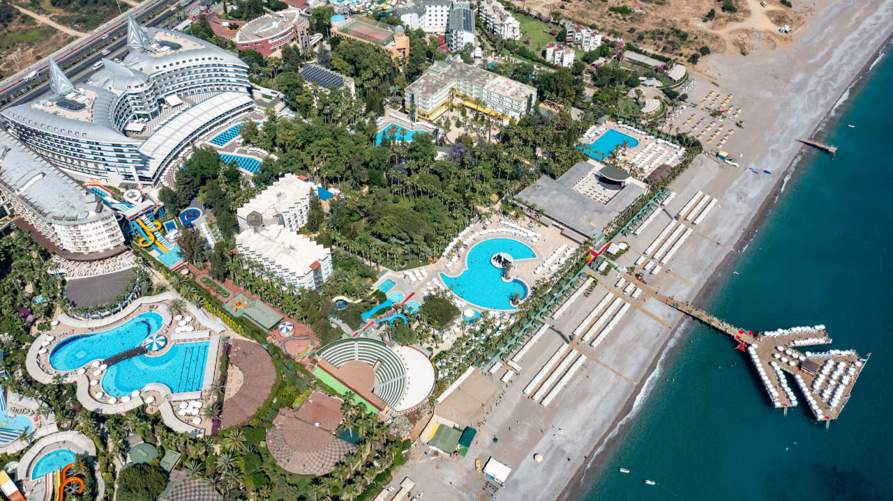 Außenansicht Hotel Botanik Platinum