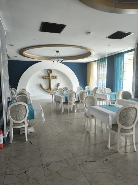 Gastro Luna Blanca Resort & Spa