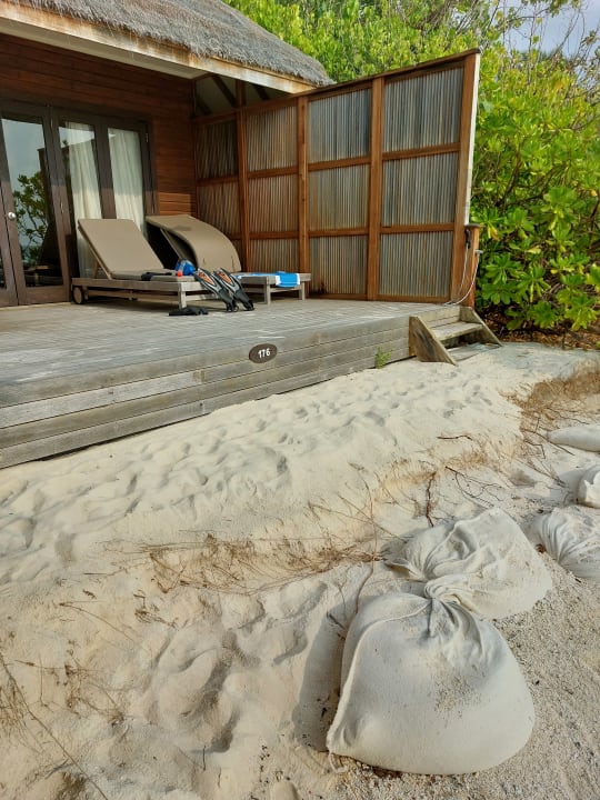 Außenansicht Veligandu Maldives Resort Island