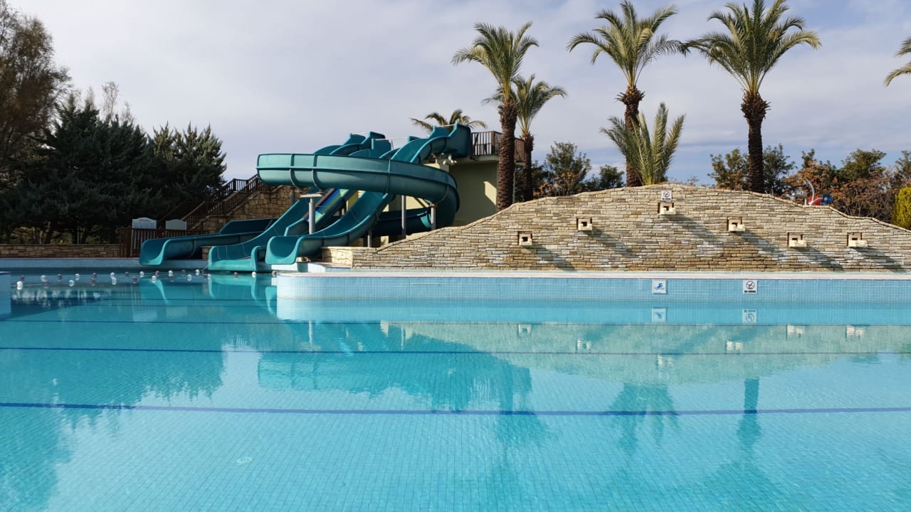 Pool Lara Barut Collection