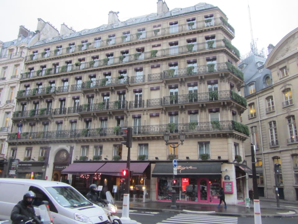 Schönes Gebäude Hotel Edouard VII