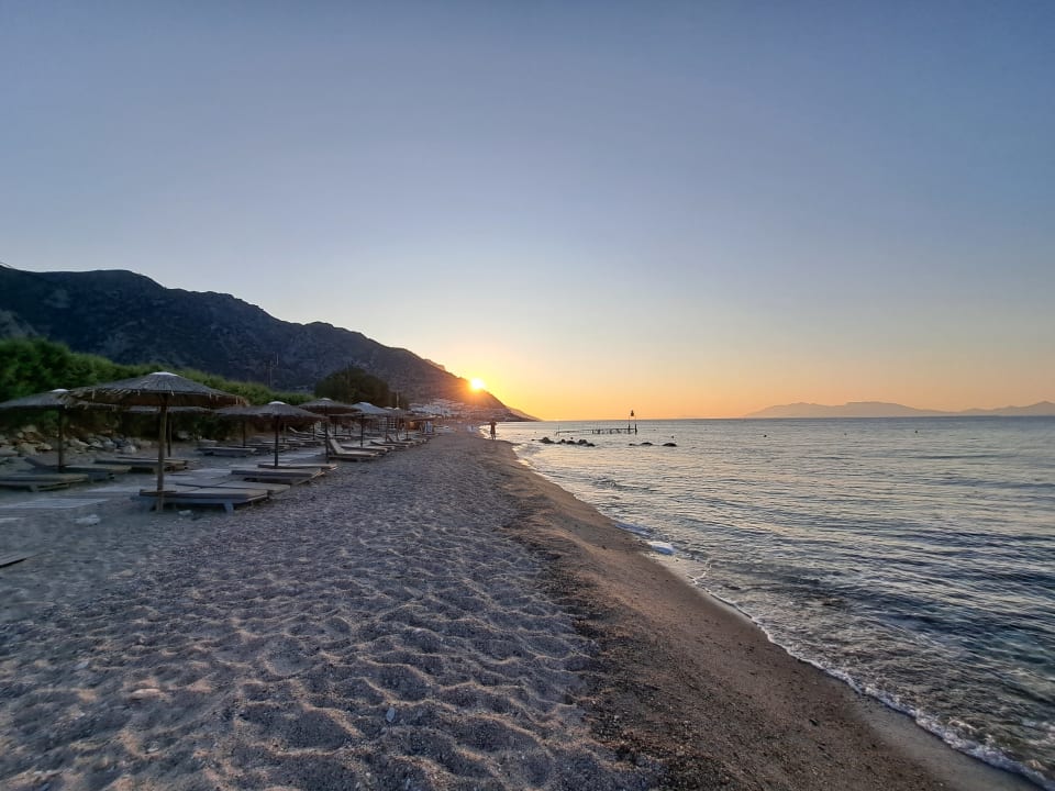 Strand Akti Palace Resort & Spa