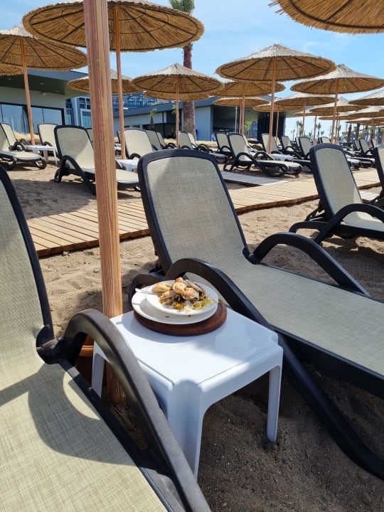 Strand Lago Hotel