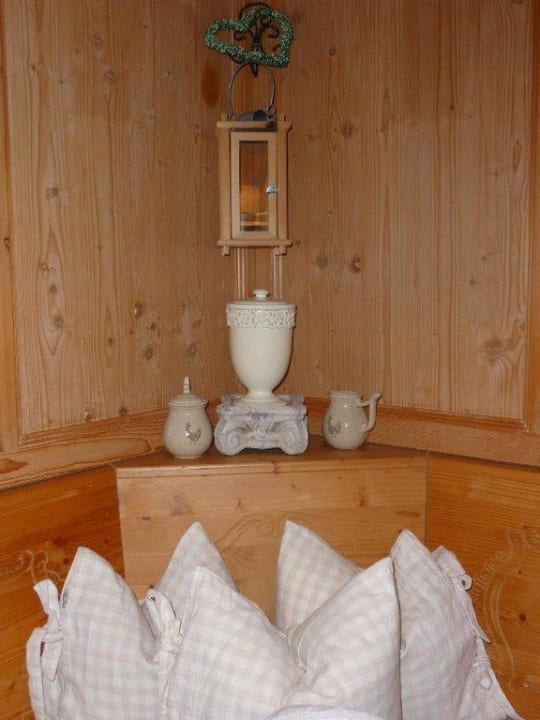 Sitzecke im Zimmer Ferienwohnungen Fiakerhof