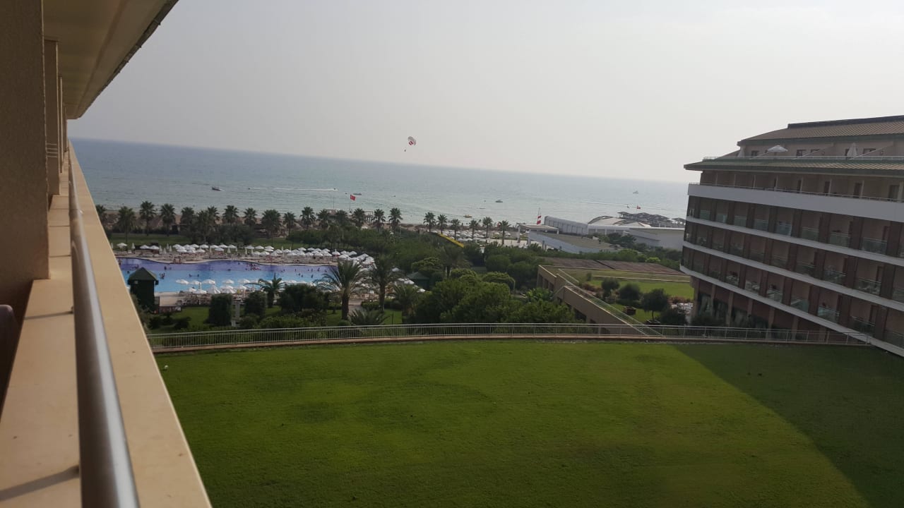 Zimmer seitlicher Meerblick Aussicht auf den Mainp Voyage Belek Golf & Spa