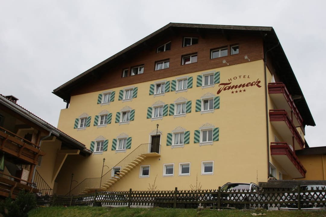 Aussen-Ansicht Hotel Tanneck