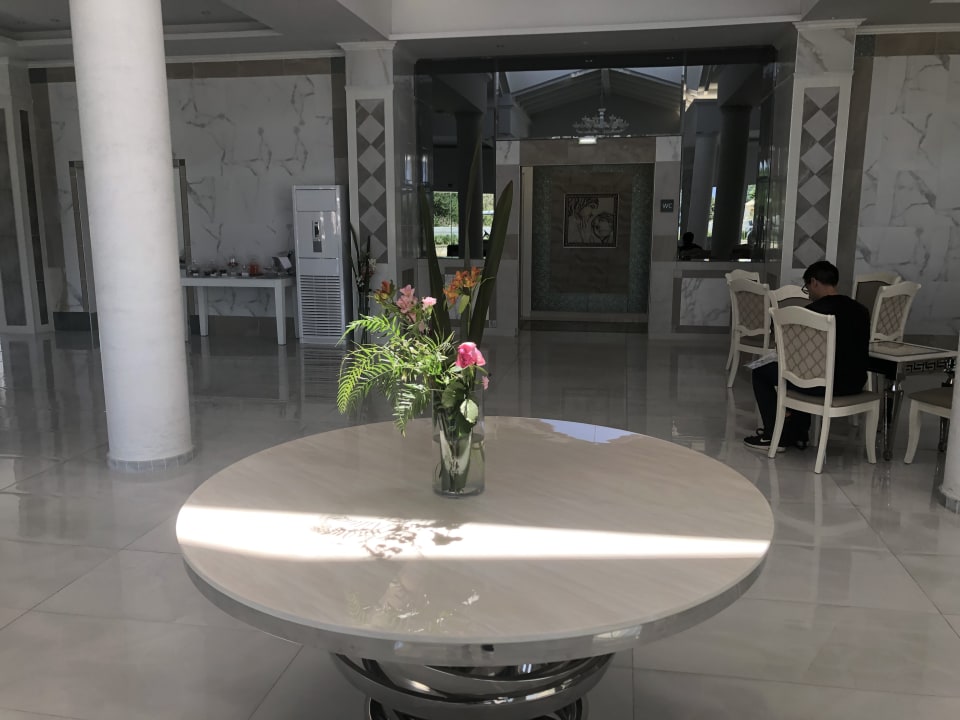 Lobby Sandy Villas Resort