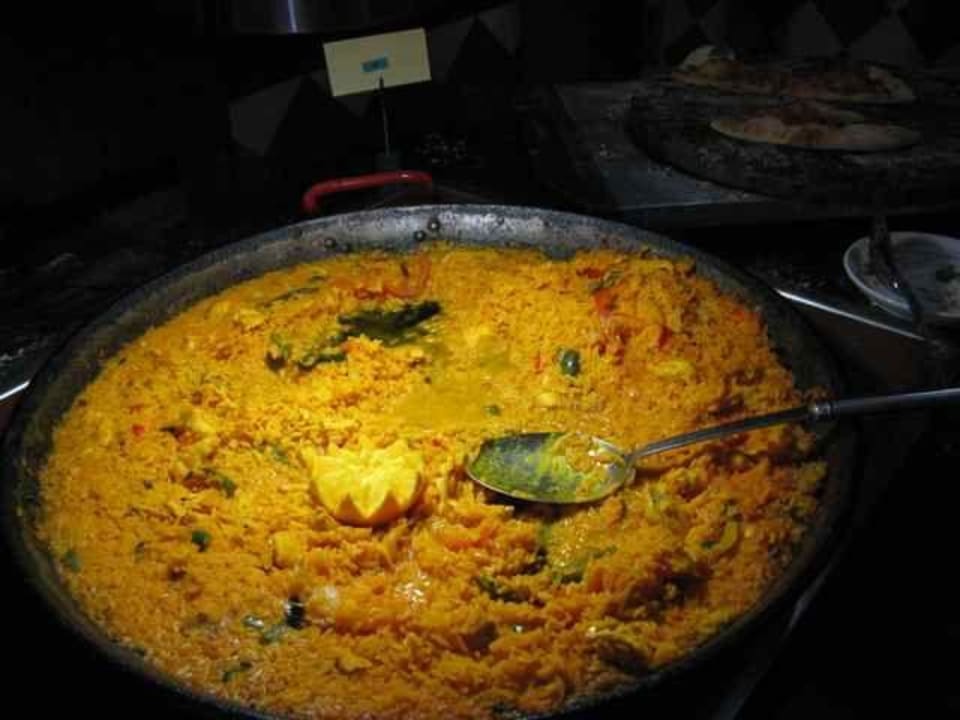 Paella  jeden Abend, wenig Meeresfrüchte HOVIMA Jardin Caleta