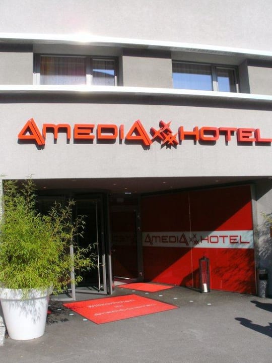 Der Eingangsbereich Best Western Plus Amedia Art Salzburg