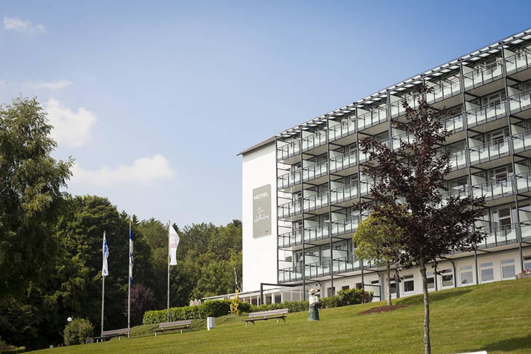 Hotel aussen Hotel zum Hallenberg