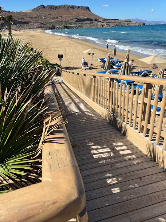 Strand Arina Beach Resort