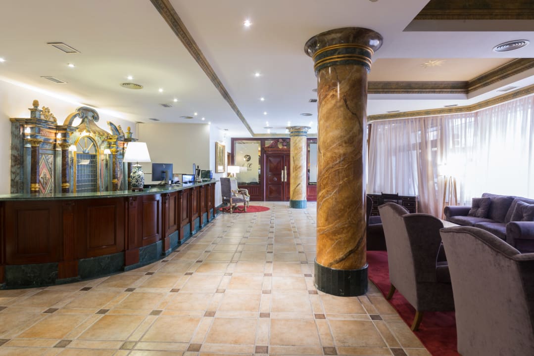 Lobby Exe Reina Isabel