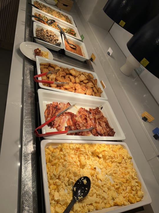 Gastro Hampton By Hilton Barcelona Fira Gran Via