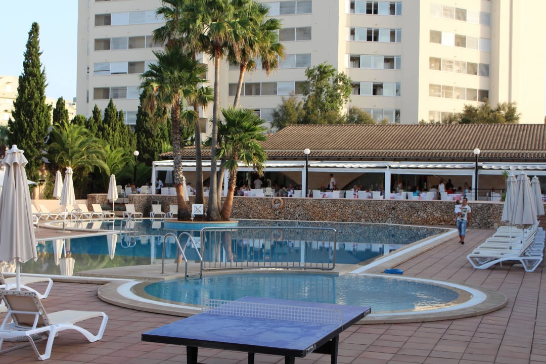 Pool am Restaurant Hipotels Mediterraneo Club