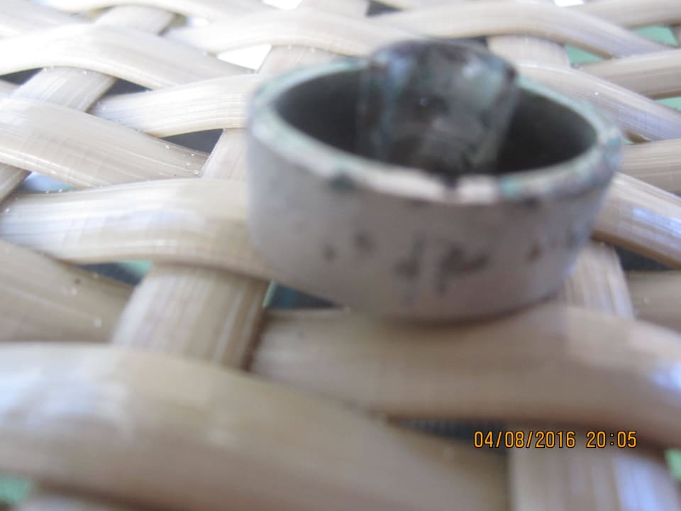 Defekter Knopf von Armatur Alexander Hotel