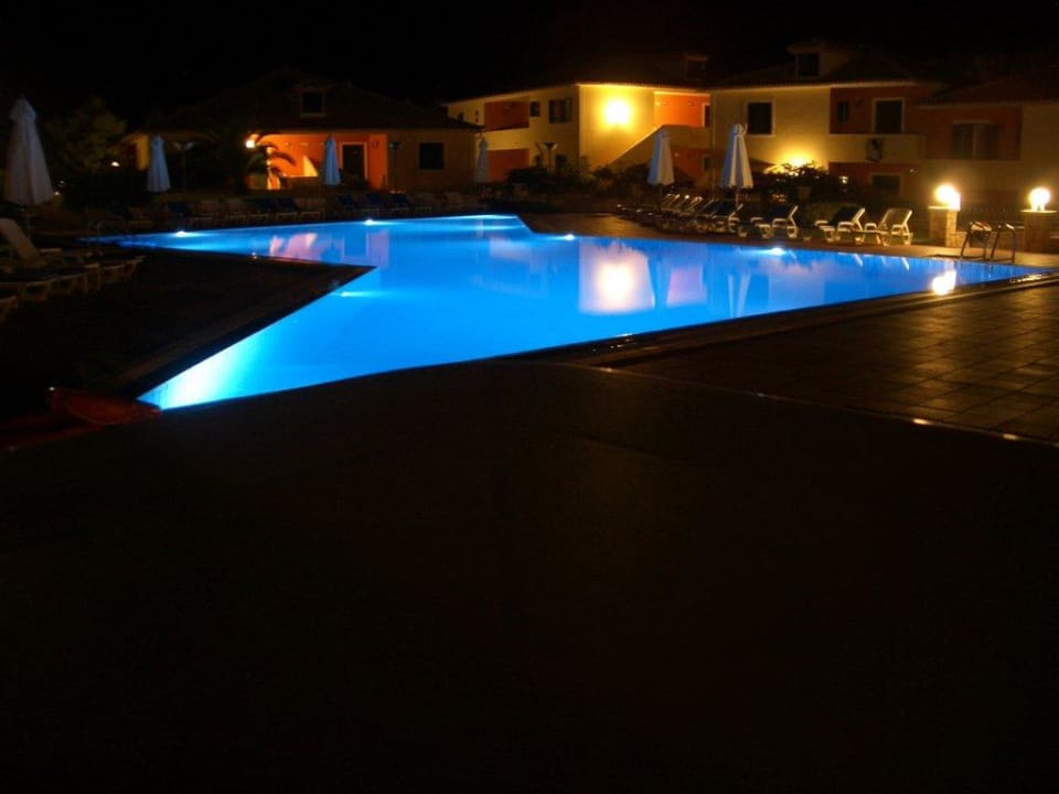 Pool bei Nacht Keri Village & Spa by Zante Plaza - Adults Only