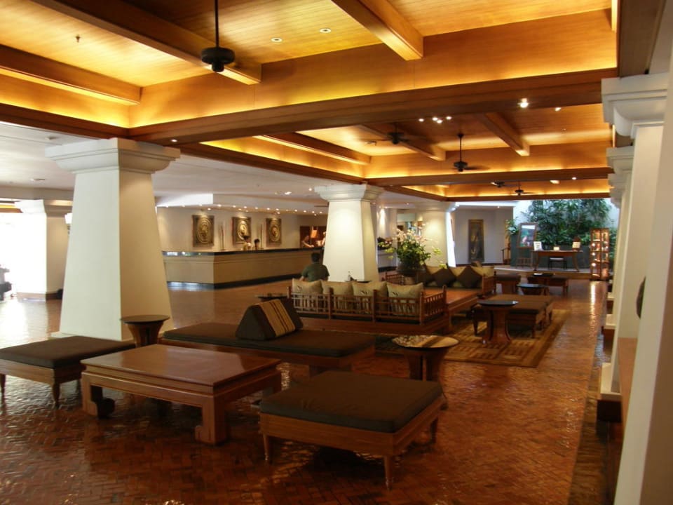 Lobby und Eingang Avani Pattaya Resort